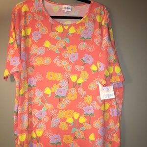 Medium LuLaRoe Irma